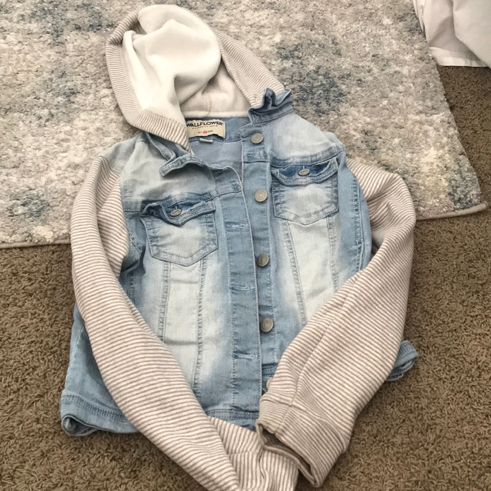 Wallflower jacket